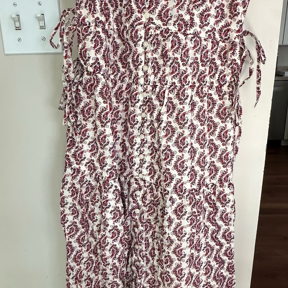 American Eagle Outfitters Red and White Floral Dress